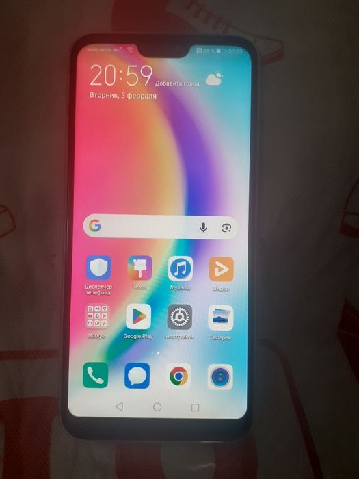 Срочно продам смартфон Huawei p20lite  память64гб в отличном состоянии
