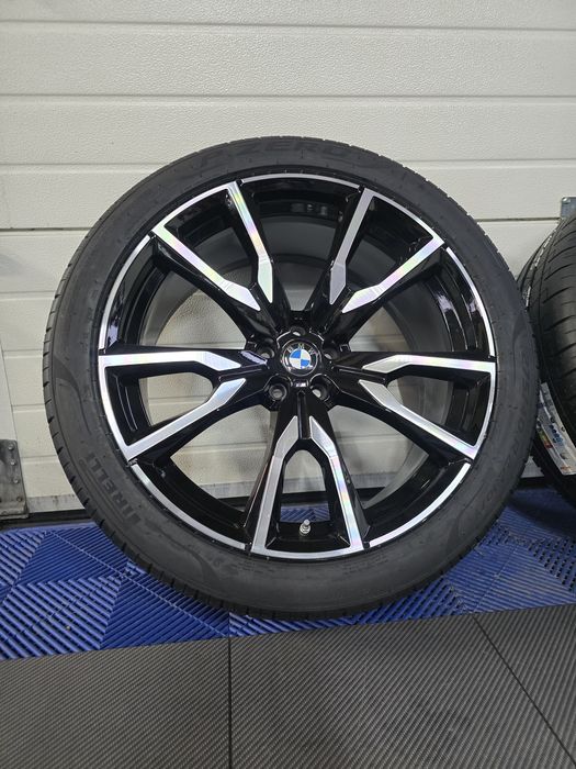 Оригинални 22" BMW X7 G07 Style 755M Sport пакет + чисто нови Pirelli