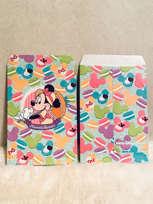 Конверты с Минни Маус
