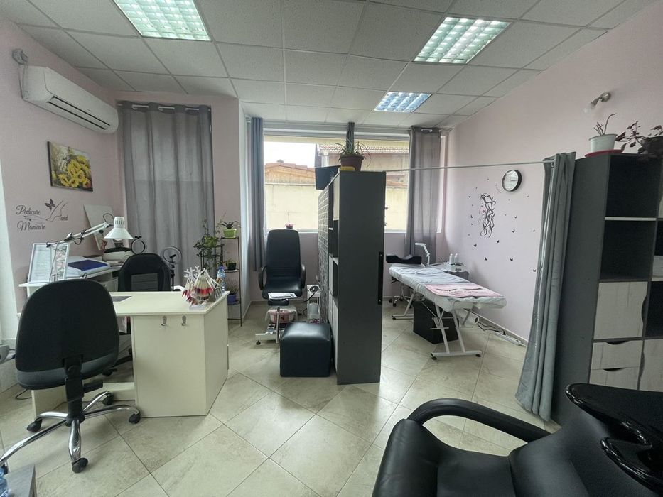 Продава се Офис в София, Надежда 2 - 40 кв.м за 1875 €/кв.м - Снимка #1