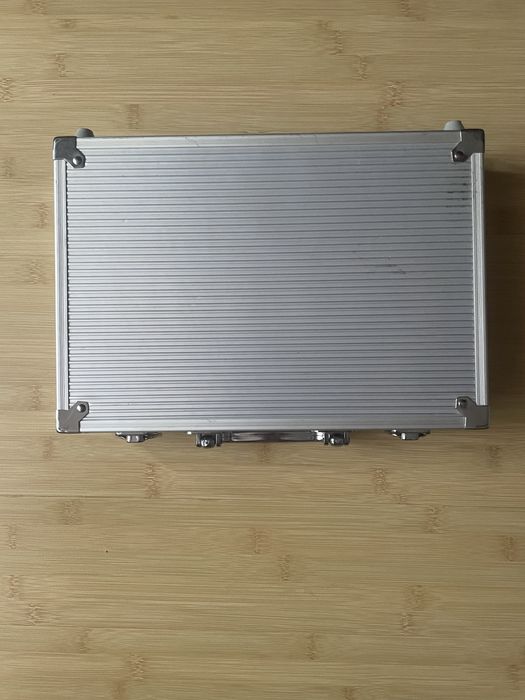 Trusa  de poker tip servieta diplomat