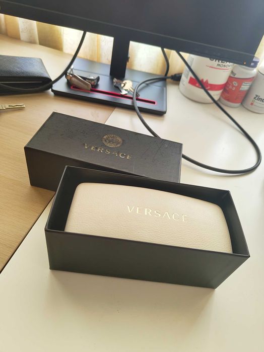 Слънчеви очила Versace