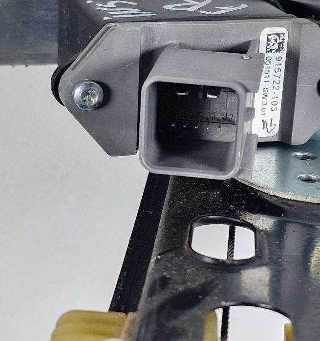 Преден Десен Стъклоповдигач Опел Инсигниа Астра Opel Insignia Astra J