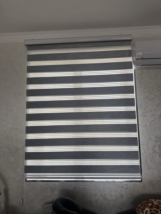 Прадаеться Жалюзи