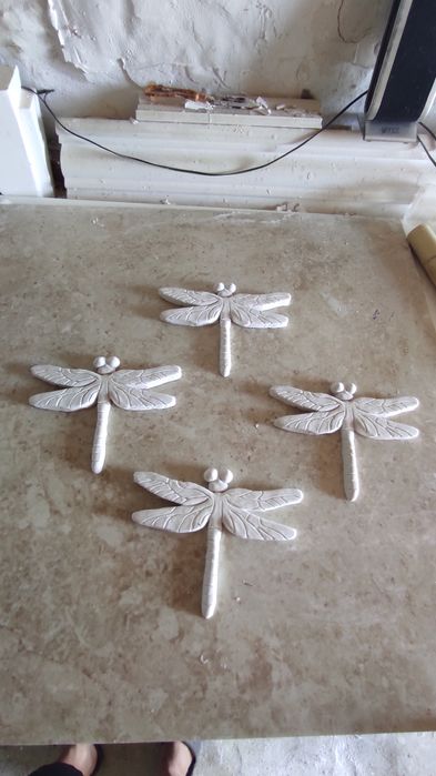 Декор  для  стен