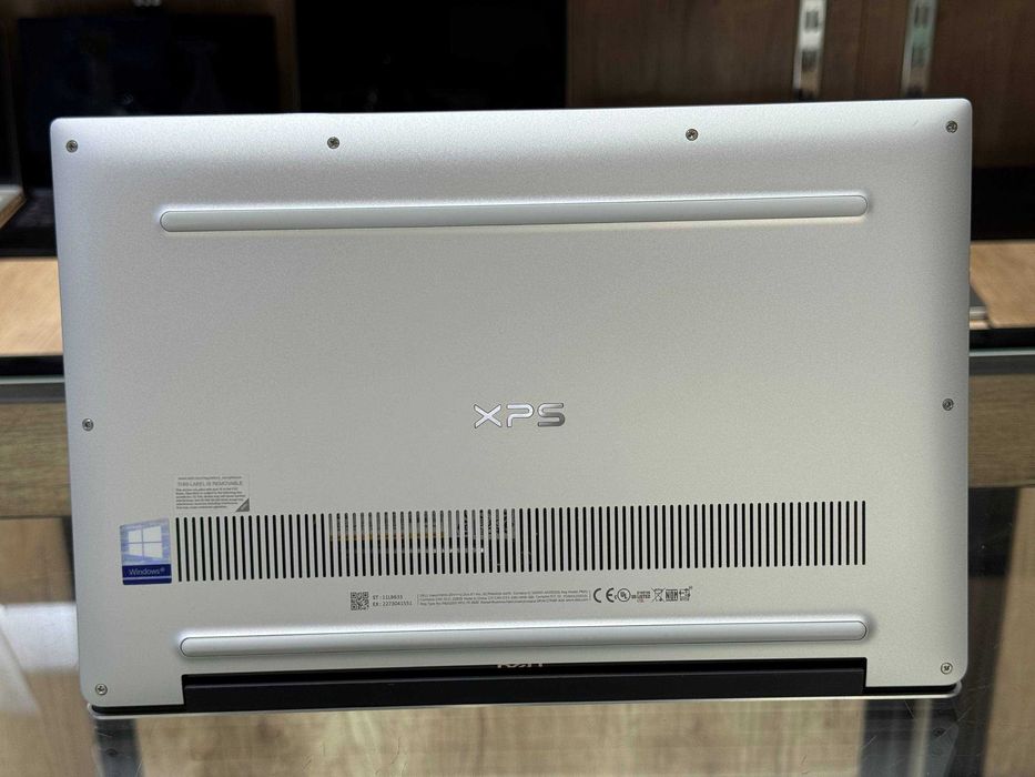 DELL XPS 13 7390 Core i7-10710U ram 16 ssd 512