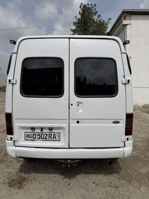 Ford transit gruzavoy
