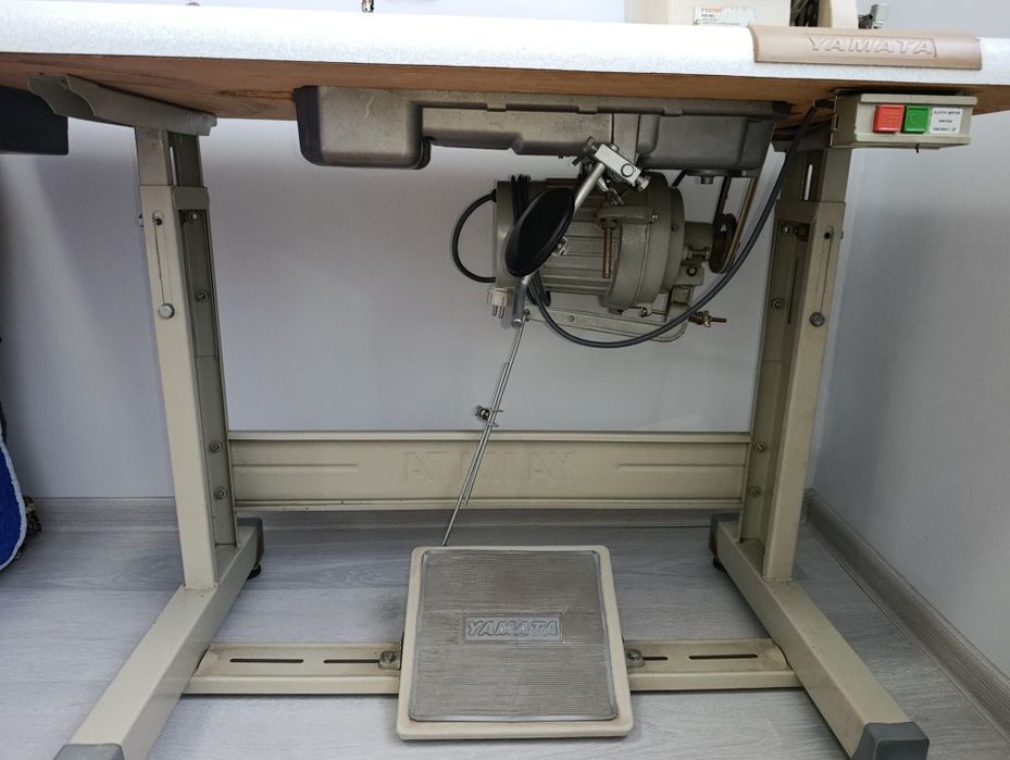 Tikuv mashinasi sotiladi, xolati yaxshi.