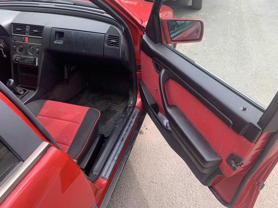 vand Merdcedes-Benz C200 1993