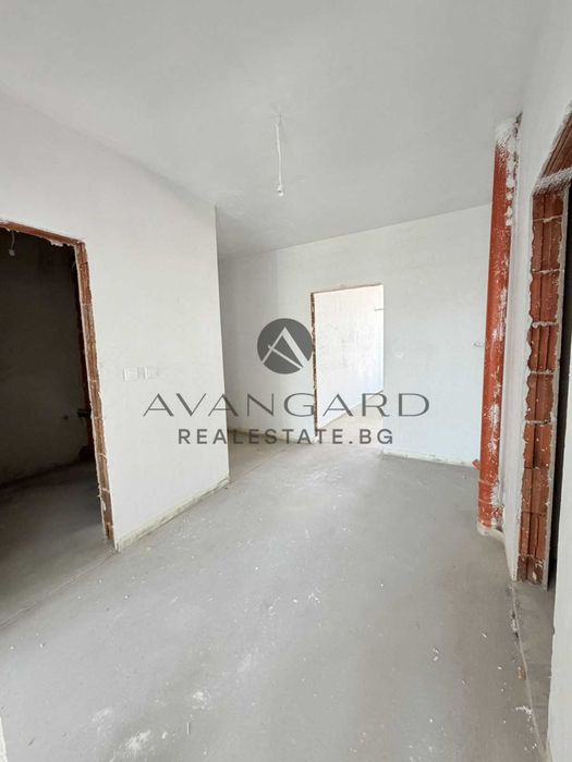 Продава се Тристаен апартамент в Пловдив, Остромила - 123 кв.м за 1330 €/кв.м - Снимка #7