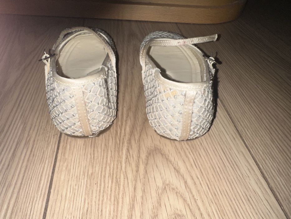 Момичешки пантофки