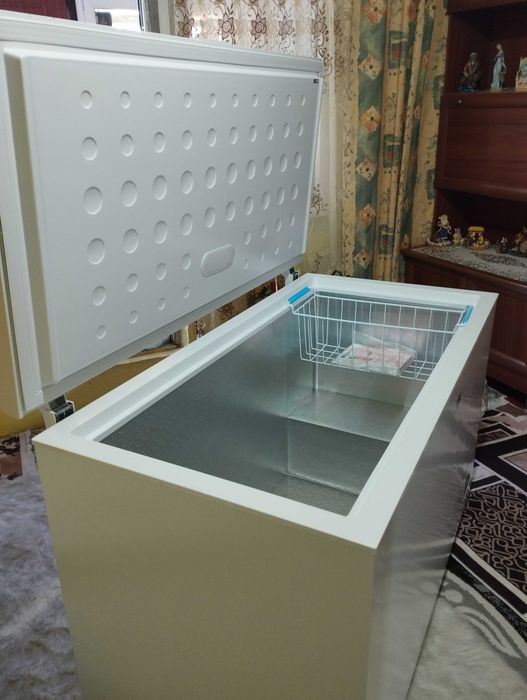 Vând ladă frigorifică nouă