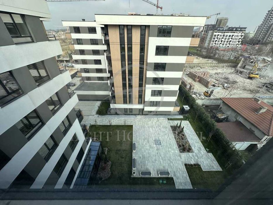 Продава се Двустаен апартамент в Пловдив, Христо Смирненски - 76 кв.м за 1087 €/кв.м - Снимка #9