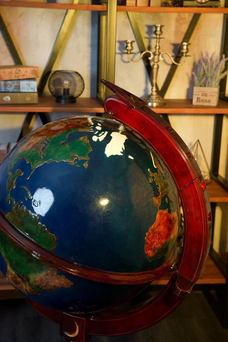 Глобус бар, шахматы