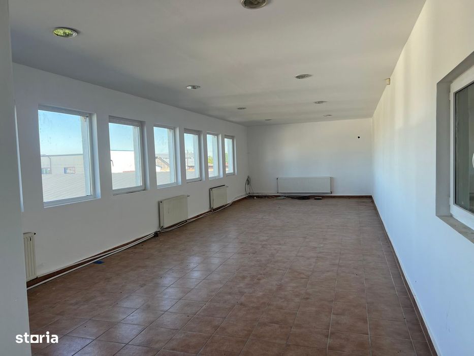 Centru comercial, spațiu comercial de închiriat în Carei, 50-1034mp