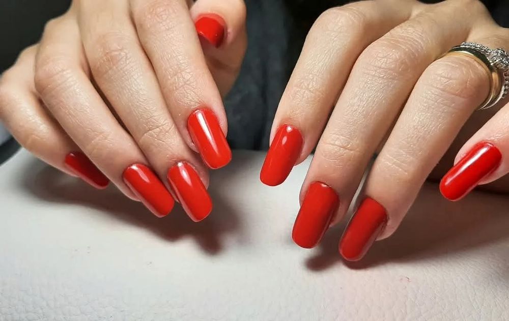 Manichiură-pedichiură-Unghii slim