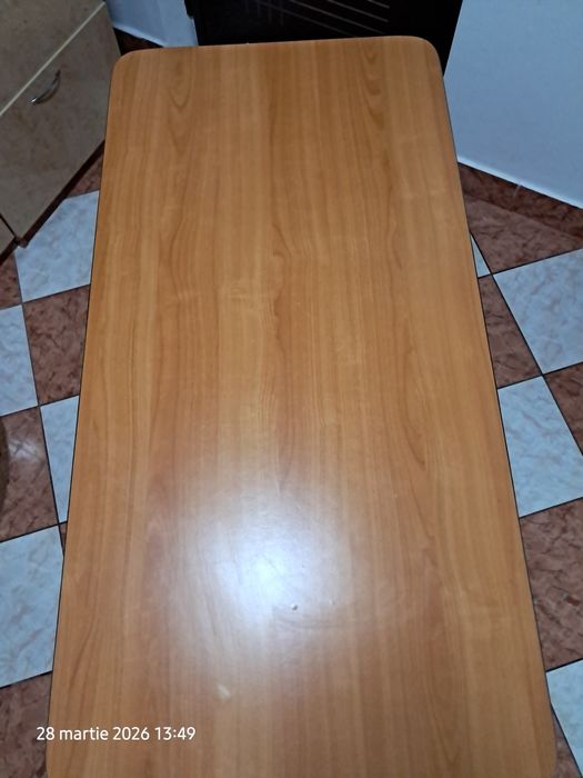 Masă/birou pe rotile culoare  maro deschis