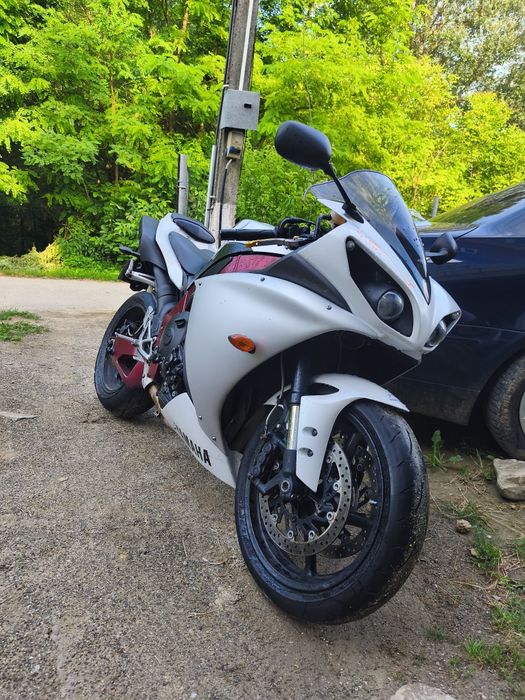 Yamaha yzf r1 rn22