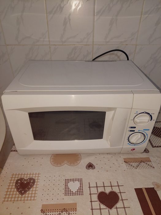 Cuptor cu Microunde