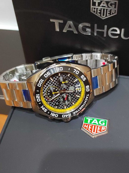 TAG HEUER FORMULA Хронограф CAZ101AH Мъжки Часовник НОВ Оригинален