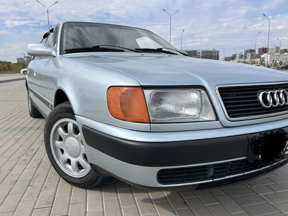 Продам Ауди 100 с4