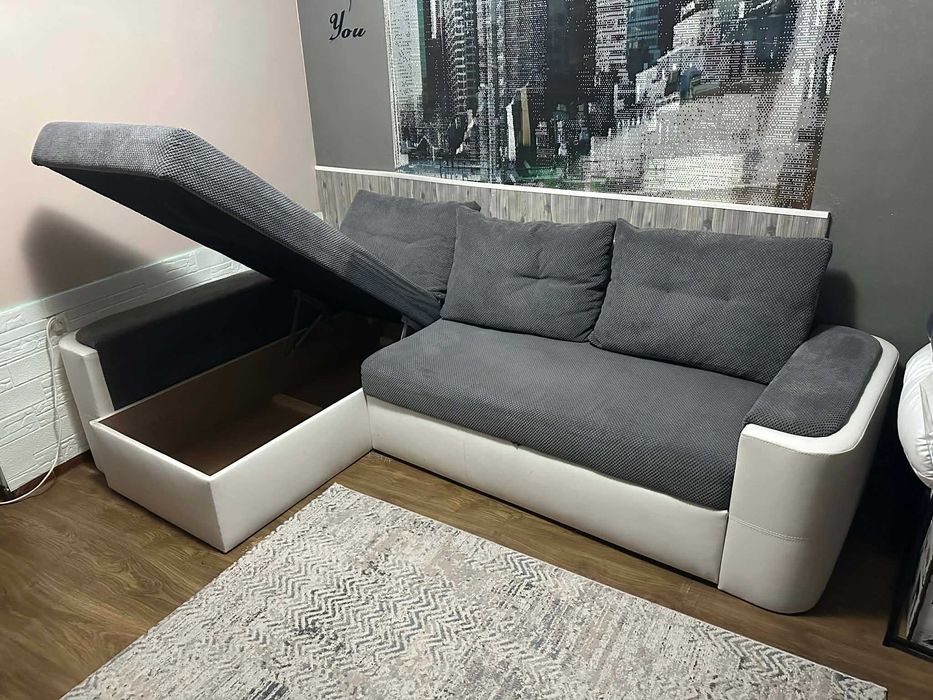 Разтегателен Диван