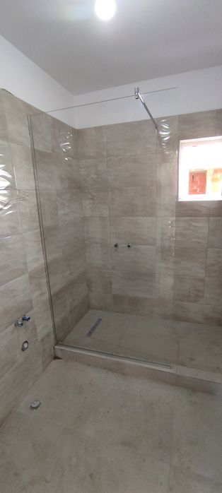 Realizam Paravane dus geam 8mm securizat