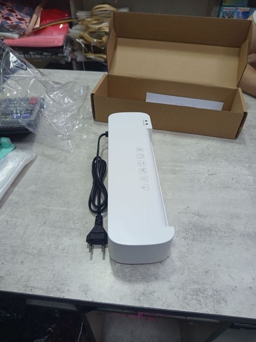Mini laminator sotiladi