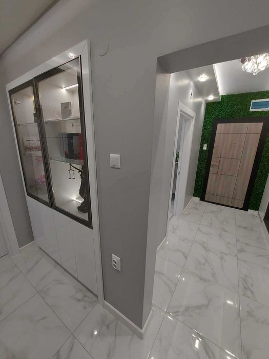 Продава се Многостаен апартамент в Търговище, Център - 130 кв.м за 1373 €/кв.м - Снимка #4