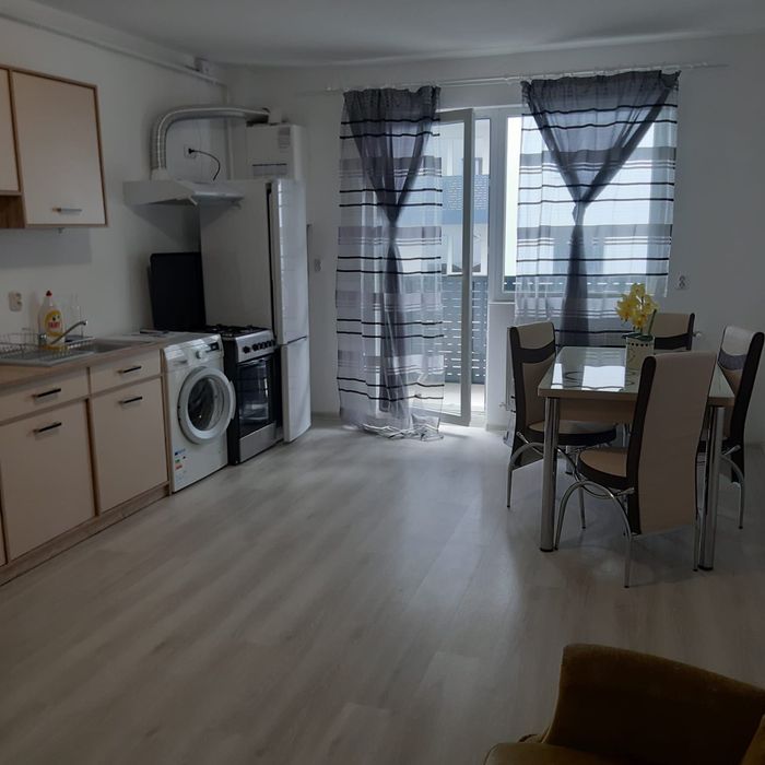 Inchiriez apartament 2 camere