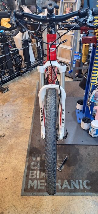 Продам двухподвес Cannondale