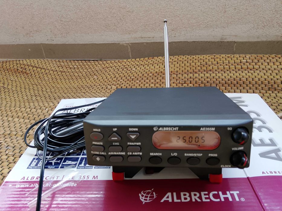 Радиоскенер Albrecht AE 355 M