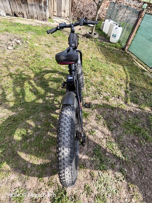 Bicicleta electrica Fat Bike neagră