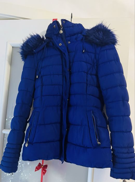 Geaca mov dama ,conditie excelenta