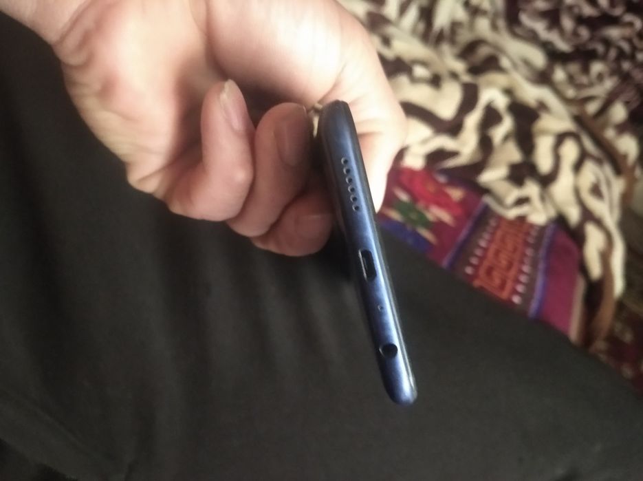 Samsung a10s sotiladi