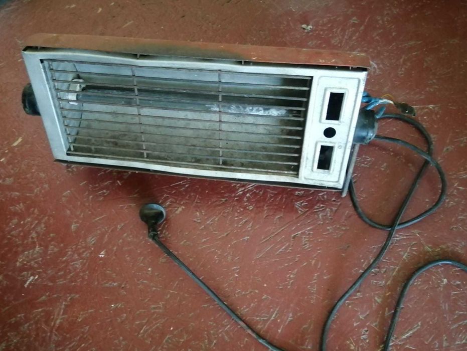 Продам электрообогреватель б/у