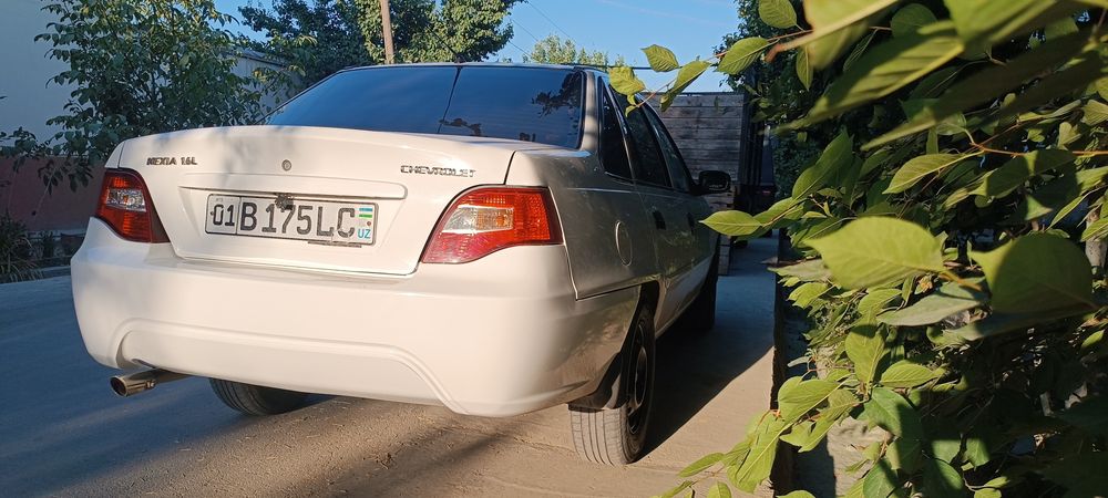 Нексия 2 сотилади