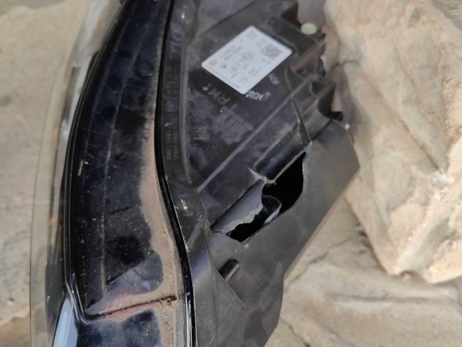 Фар Renault Captur LED десен / Фар Рено Каптюр Оригинален