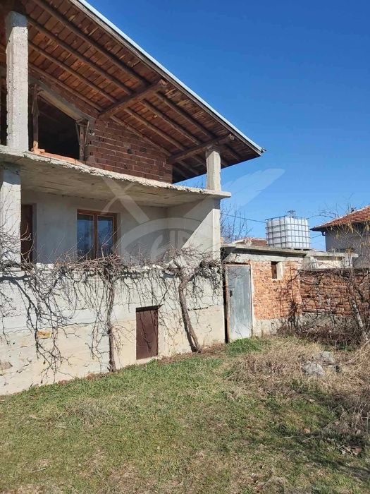 Продава се Къща в с. Беловица, Област Пловдив - 162 кв.м за 173 €/кв.м - Снимка #2