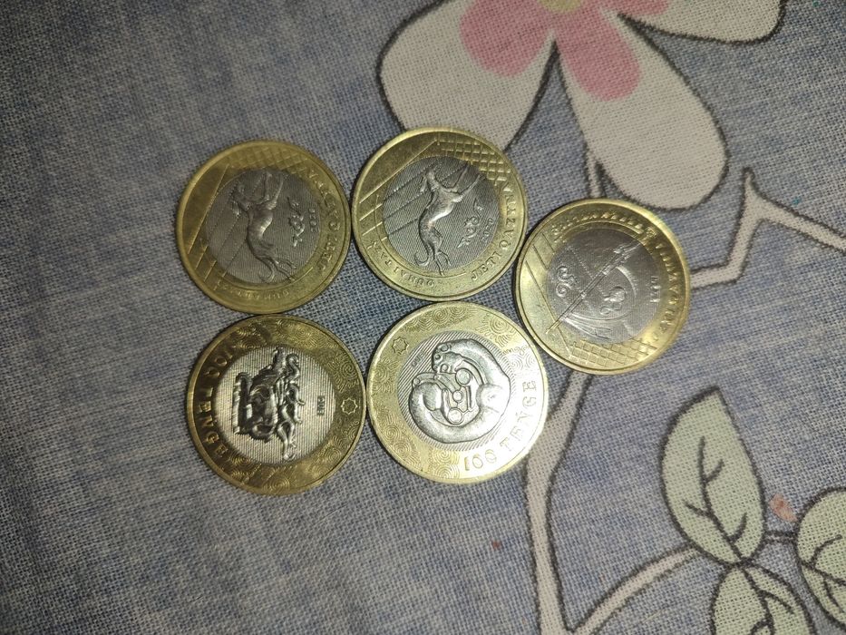 Продам коллекционные монеты
