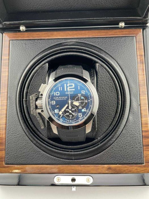 Часы  Graham Chronofighter