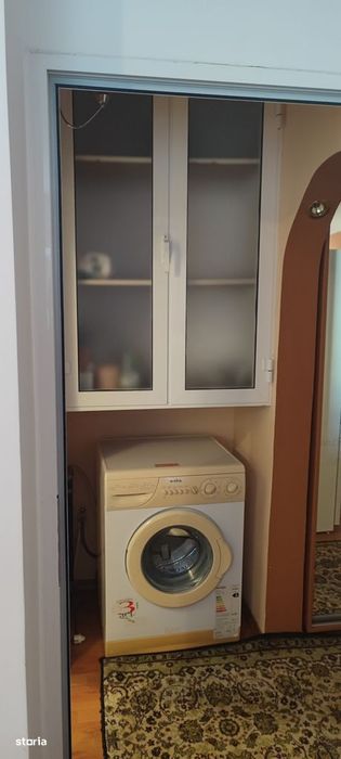 Apartament 2 camere, balcon, etaj 4, Călărași