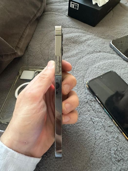Iphone 12 pro продам