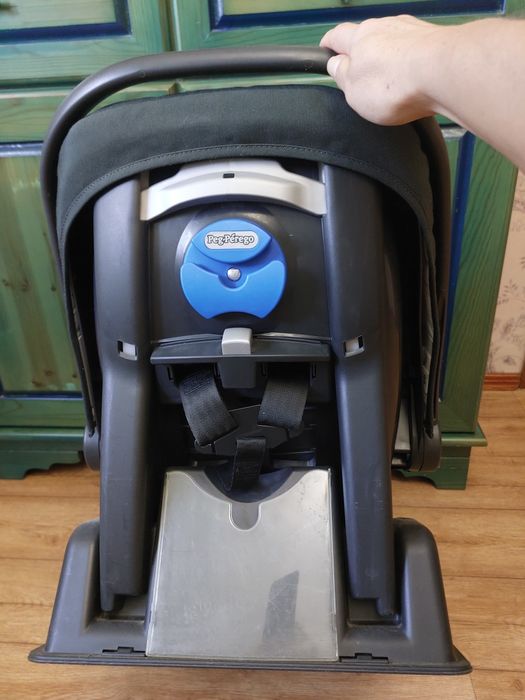 Автокресло  детское