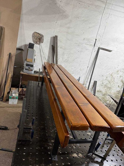 Продается сварочный стол рабочий высокого качество с оборудованием