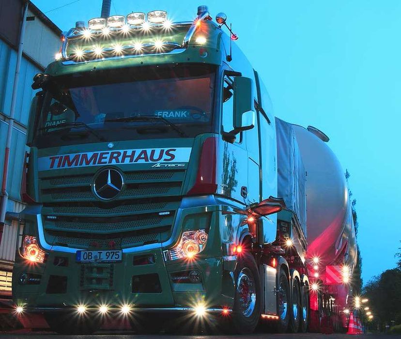 Грузоперевозки по Узбекистану — Тент Фура 24т / Шаланда 24т — Надёжно!