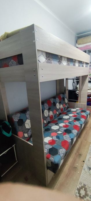 Детский двухъярусный кровать