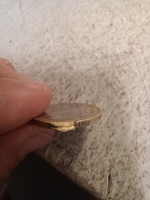 Уникален един лев