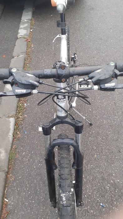 Bicicleta aluminiu