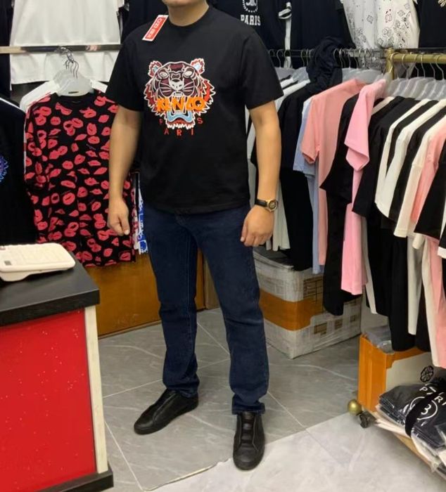 Футболки мужские одежды